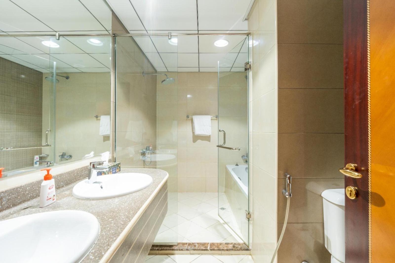 Apartment Ocean View Luxury 3br Duplex At Ajman Corniche