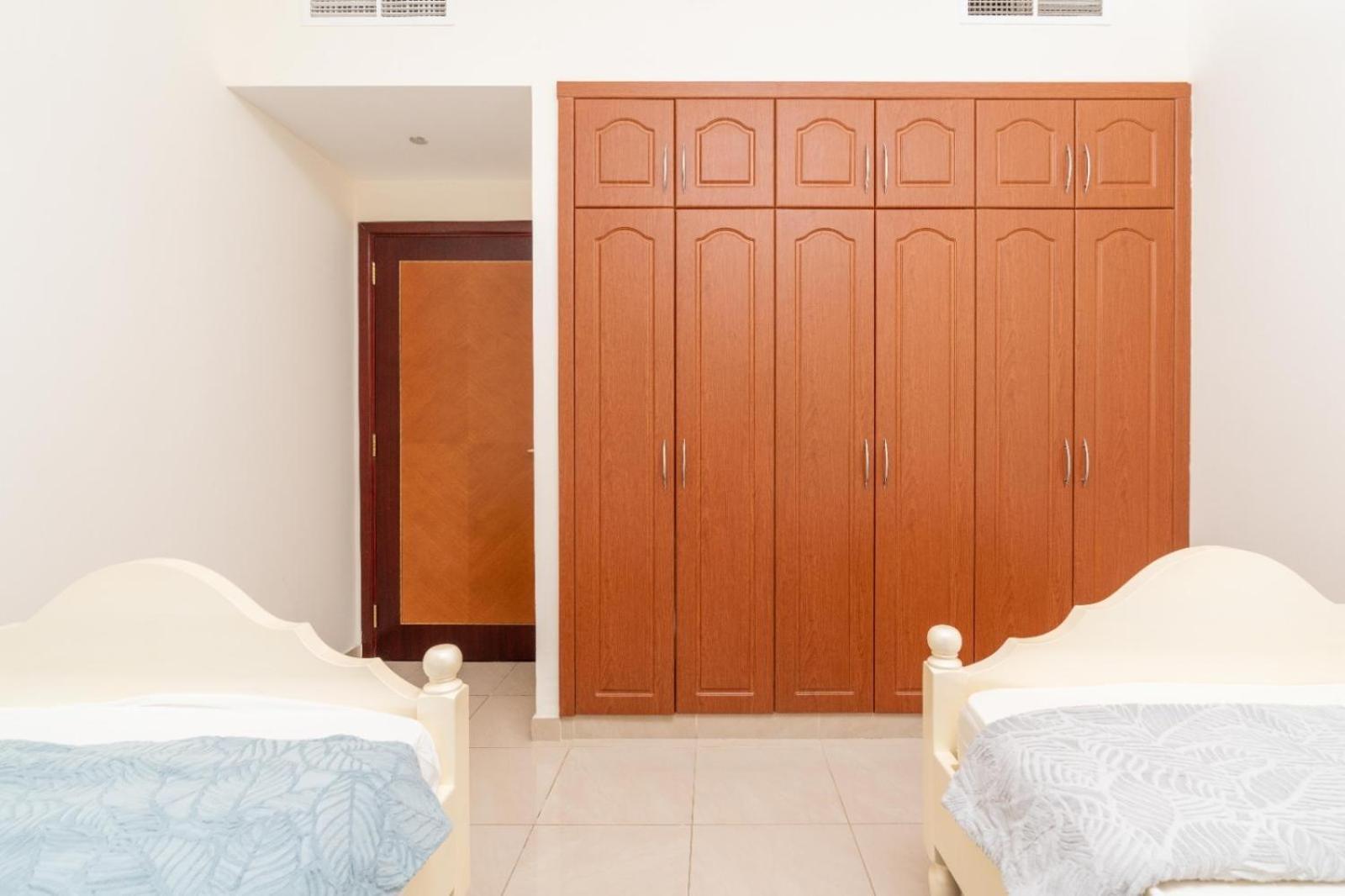Apartment Ocean View Luxury 3br Duplex At Ajman Corniche *