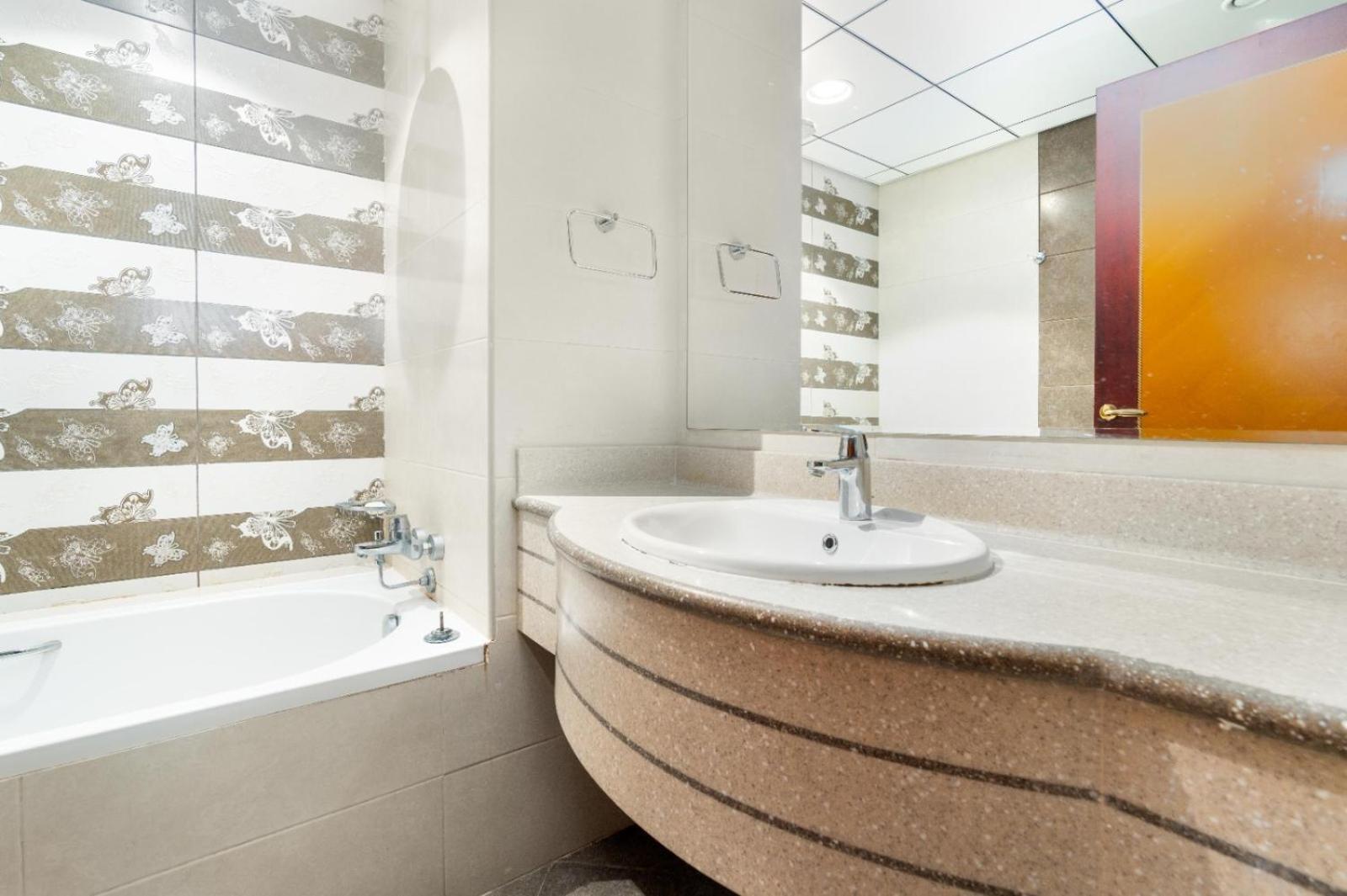 Apartment Ocean View Luxury 3br Duplex At Ajman Corniche *